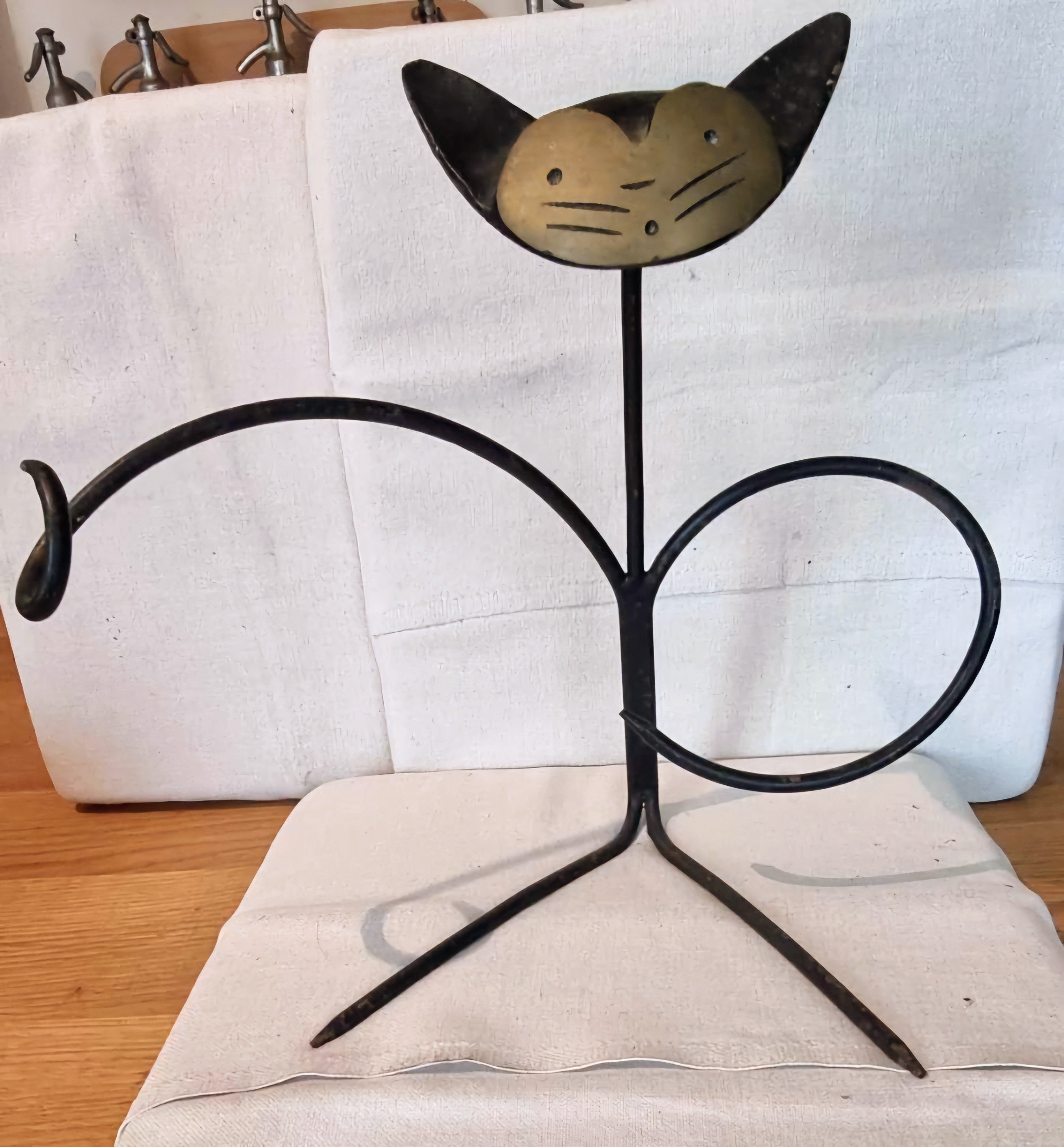 Cat Wine Bottle Holder - Hertha Baller