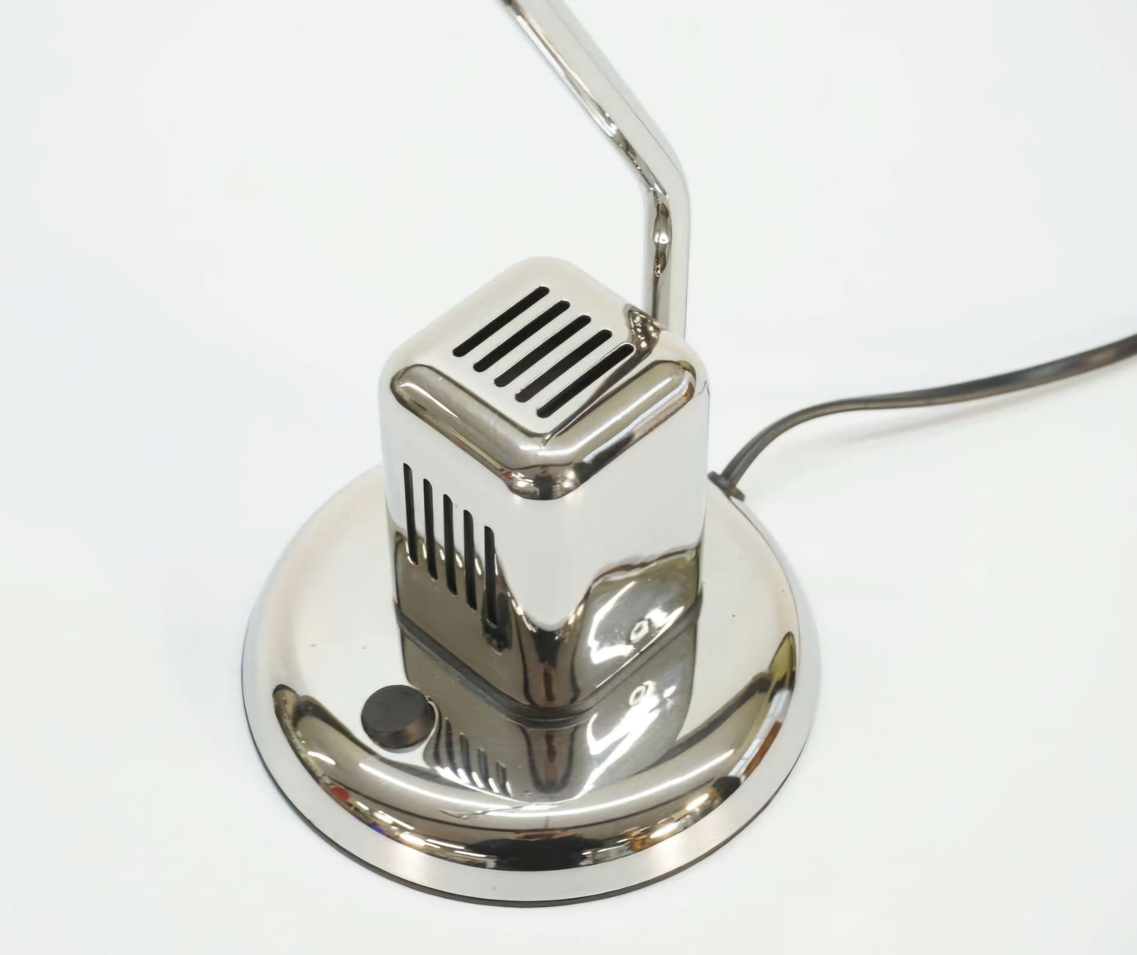 Vrieland Design Swan Neck Desk Lamp – Postmodern, 1980s