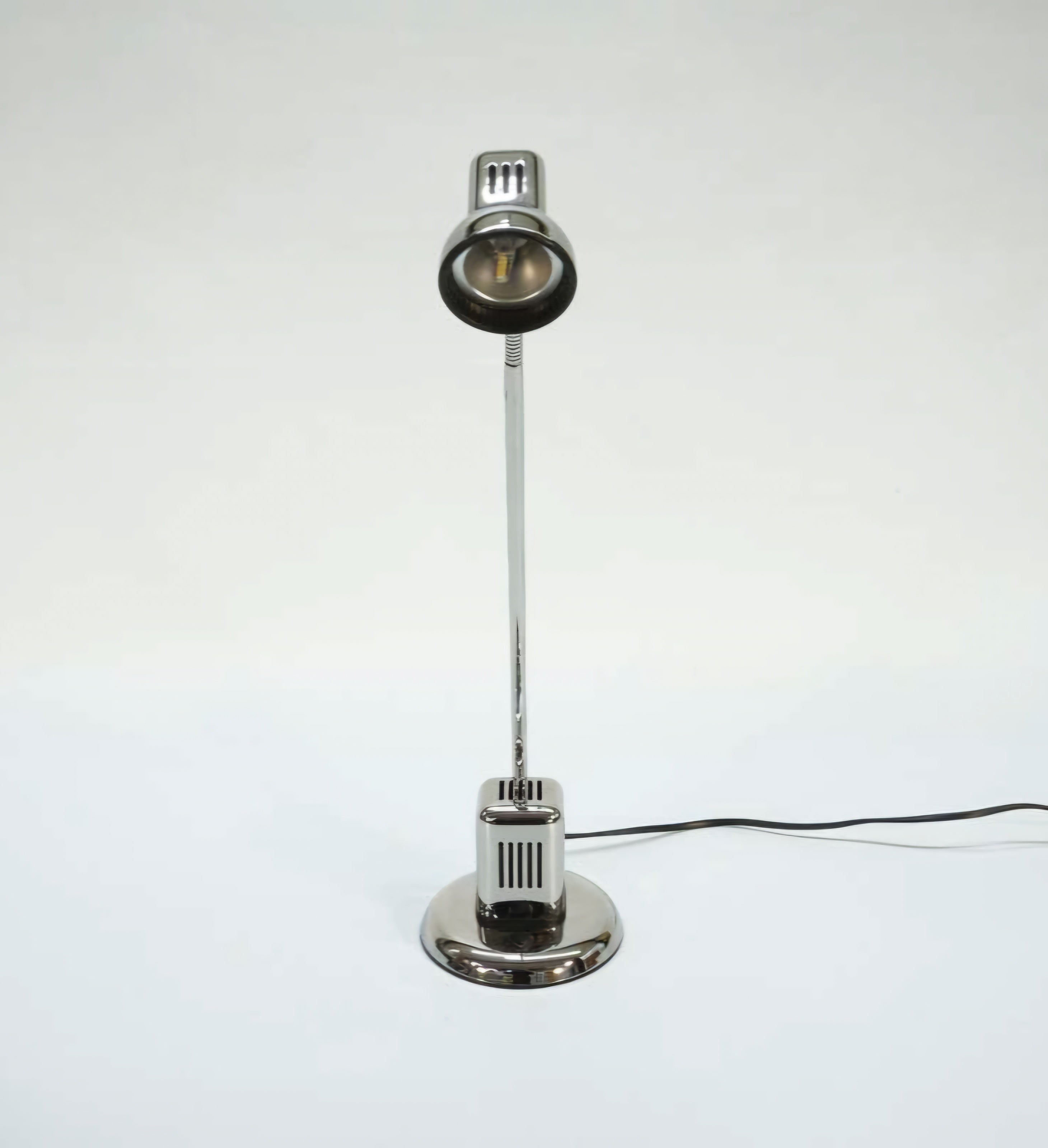 Vrieland Design Swan Neck Desk Lamp – Postmodern, 1980s